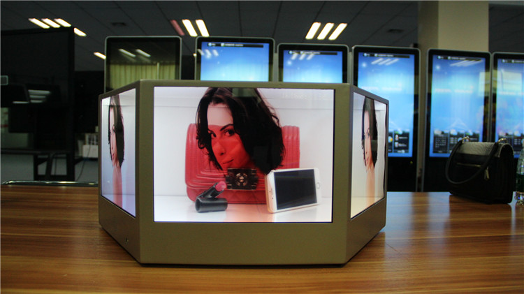 換個(gè)角度看世界，優(yōu)色多維透明廣告機領(lǐng)略動(dòng)靜結合之美