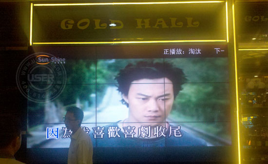 LCD屏幕是營(yíng)銷(xiāo)系統的智能應用解決方案。