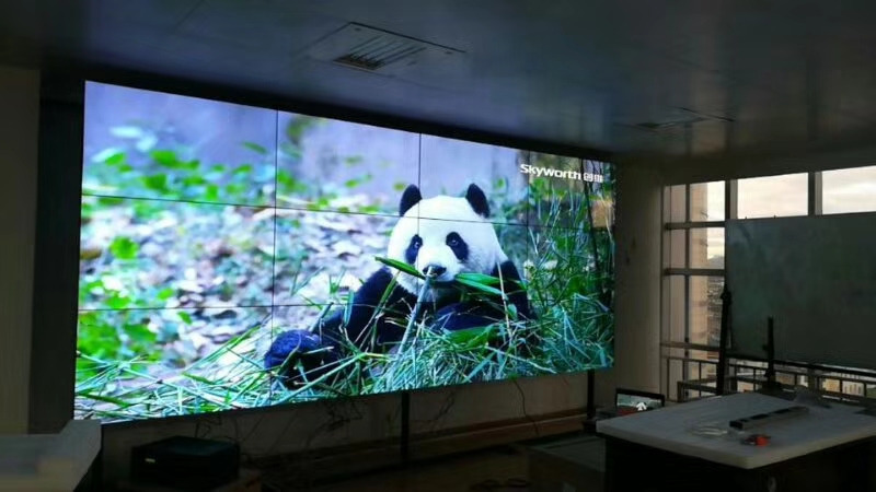 會(huì )議室液晶拼接屏的優(yōu)勢分析